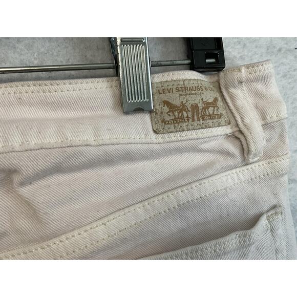 Levi's Shorts Juniors 7 White Bermuda Denim Stretch 5-Pocket Casual Summer - Picture 6 of 10